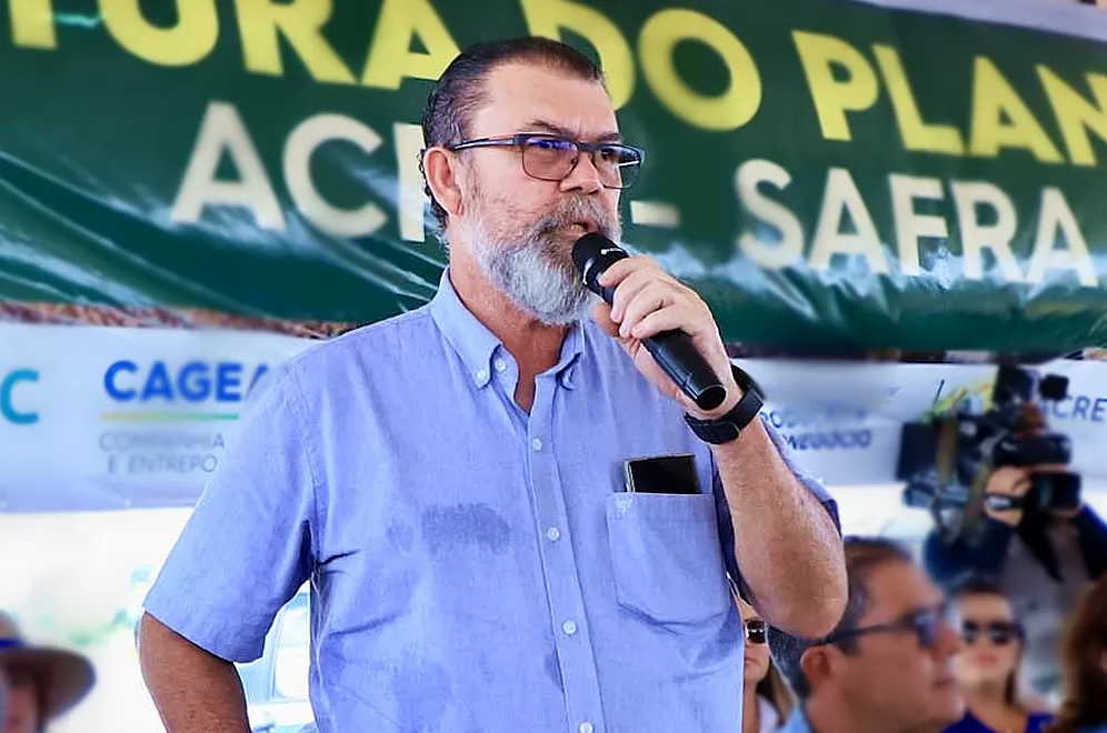 Ex-prefeito de cidade no Acre é preso pela PF ao tentar tirar passaporte