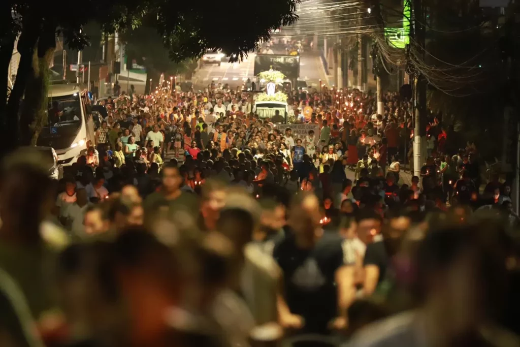 Com mensagem contra o aborto, Círio de Nazaré reúne mais de 15 mil católicos em Rio Branco