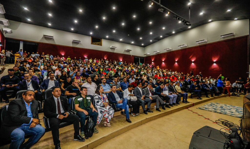 Audiência Pública em Cruzeiro do Sul aborda Economia e Sociedade