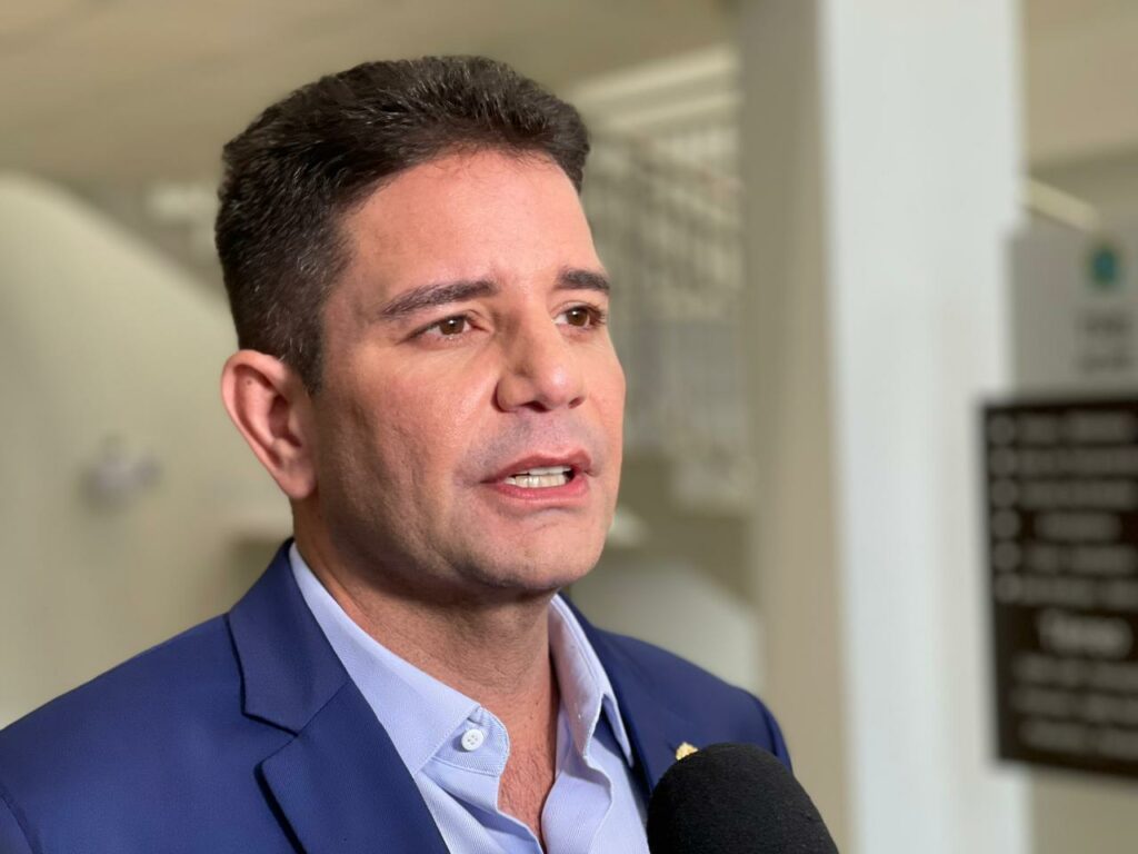 Gladson Cameli comemora desmembramento dos inquéritos da Ptolomeu: “Eu amei”