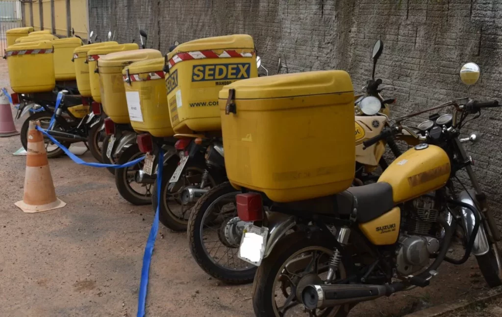 Correios realiza leilão de quase 70 veículos e motocicletas no Acre