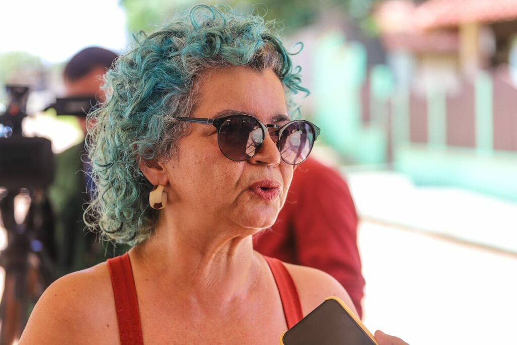 Filha de Chico Mendes lembra últimos momentos com o pai e diz que evitou entrar na casa várias vezes