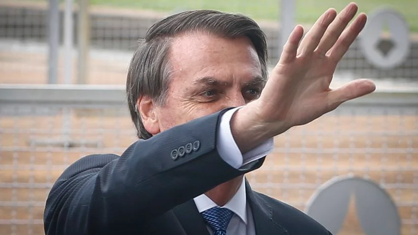 TSE condena Bolsonaro por uso eleitoral do 7/9 e também torna Braga Netto inelegível