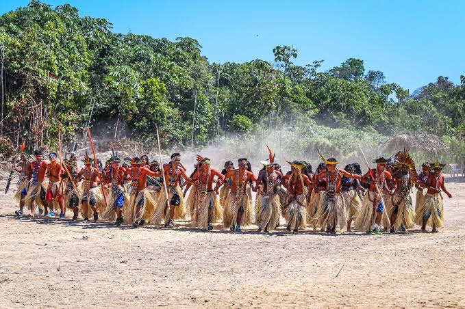 Decisão dos índios Katukinas viabiliza acesso à energia elétrica menos poluente no Vale do Juruá