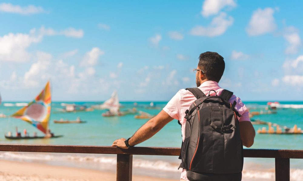 Brasil registra maior arrecadação da história para outubro com turismo internacional: R$ 3,2 bilhões