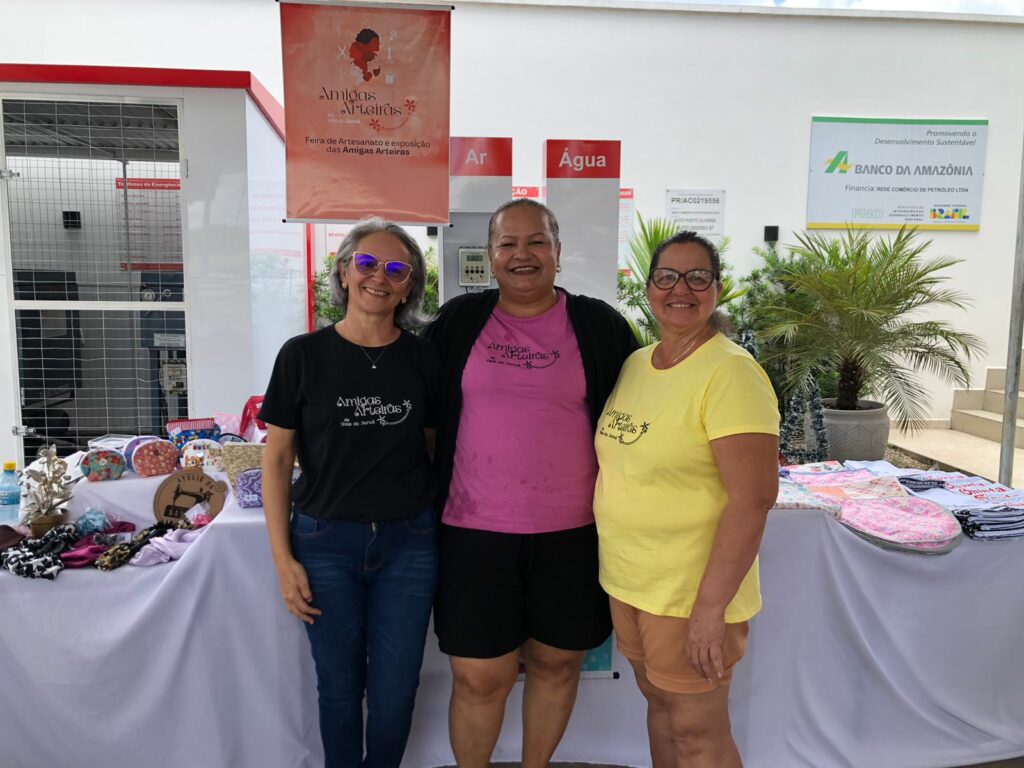 Amigas arteiras do Vale do Juruá realizam 1ª feira de Artesanato e Exposição, em Cruzeiro do Sul