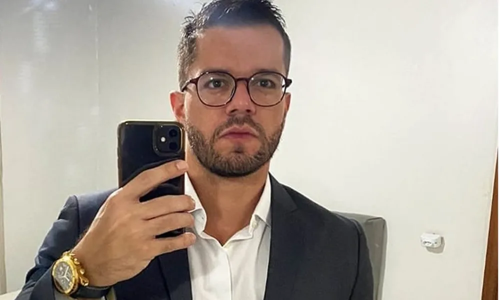 Cantor é preso acusado de tentar sacar cheque clonado de R$ 45 milhões no Acre