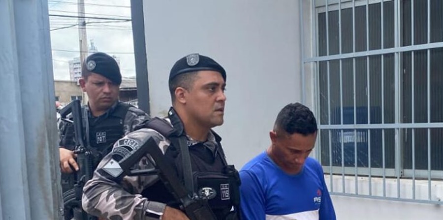 PMs presenciam troca de tiros entre facções criminosas no AC e três acabam presos