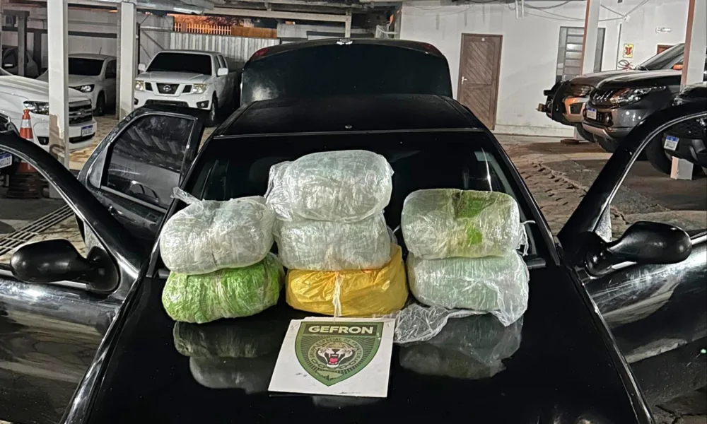 Casal é preso em Cruzeiro do Sul com 14 quilos de skunk