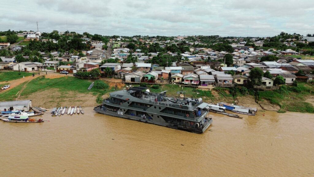 Navio-hospital realiza 45 mil procedimentos na etapa inicial da expedição no Juruá