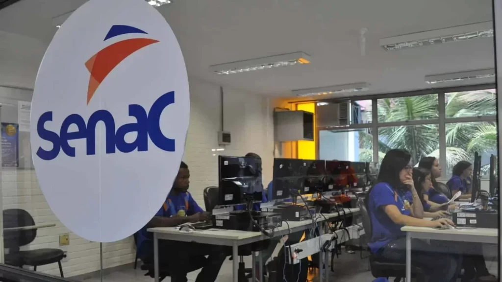 Inscrições para o processo seletivo do Senac encerram nesta sexta-feira (9); salário de até R$ 4,6 mil