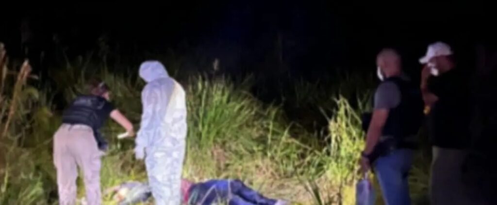 Corpo em elevado estado de decomposição é encontrado em área de mata de fazenda no Acre