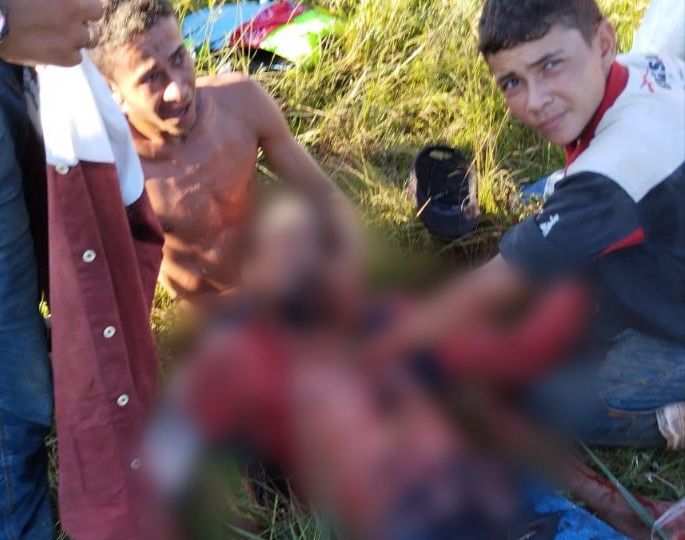 Peão fica gravemente ferido após ser furado por chifre de boi durante montaria no Acre