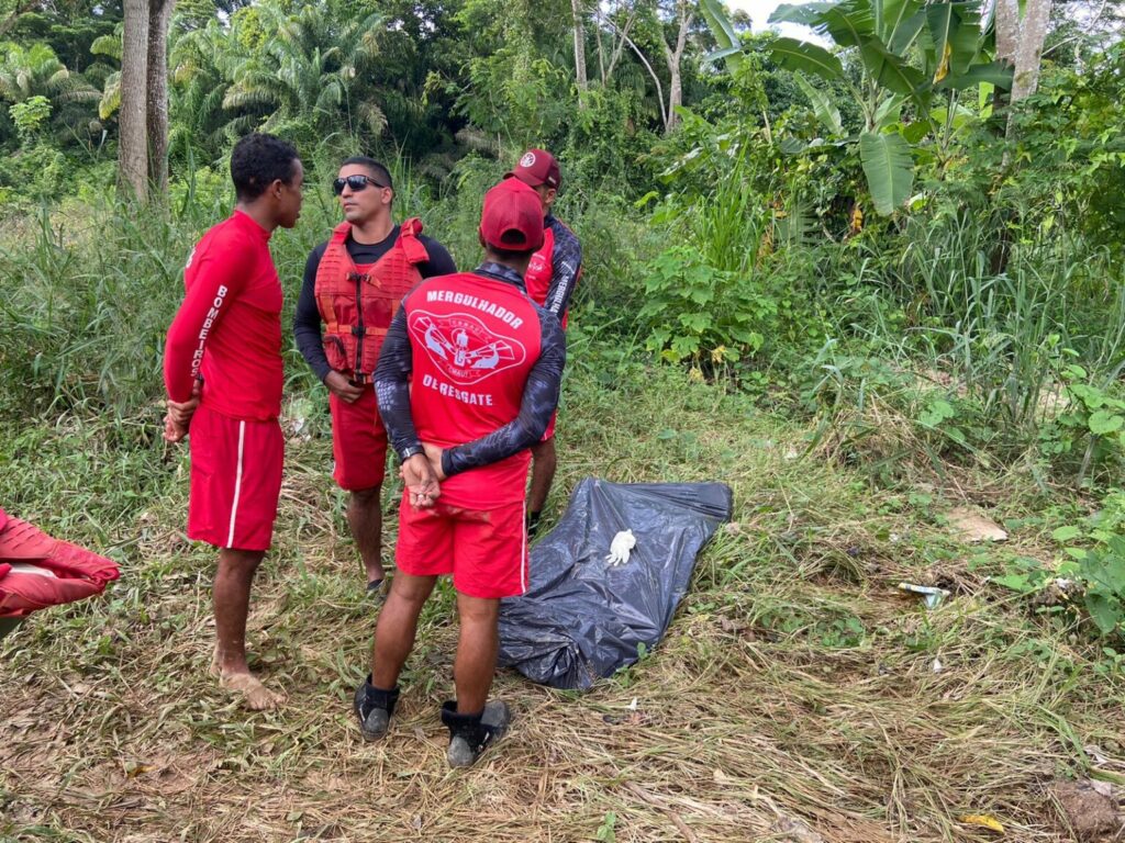 Corpo de jovem que desapareceu enquanto brincava com amigos em igarapé é encontrado