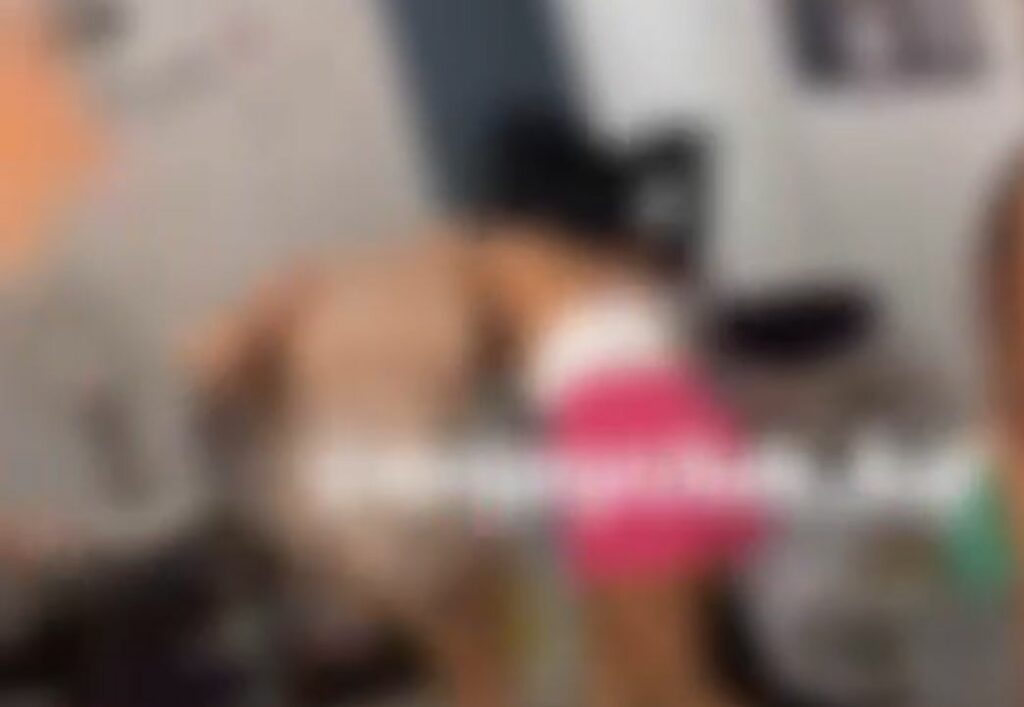 Vídeo mostra mulheres trocando puxões de cabelo em salão de beleza, em Cruzeiro do Sul