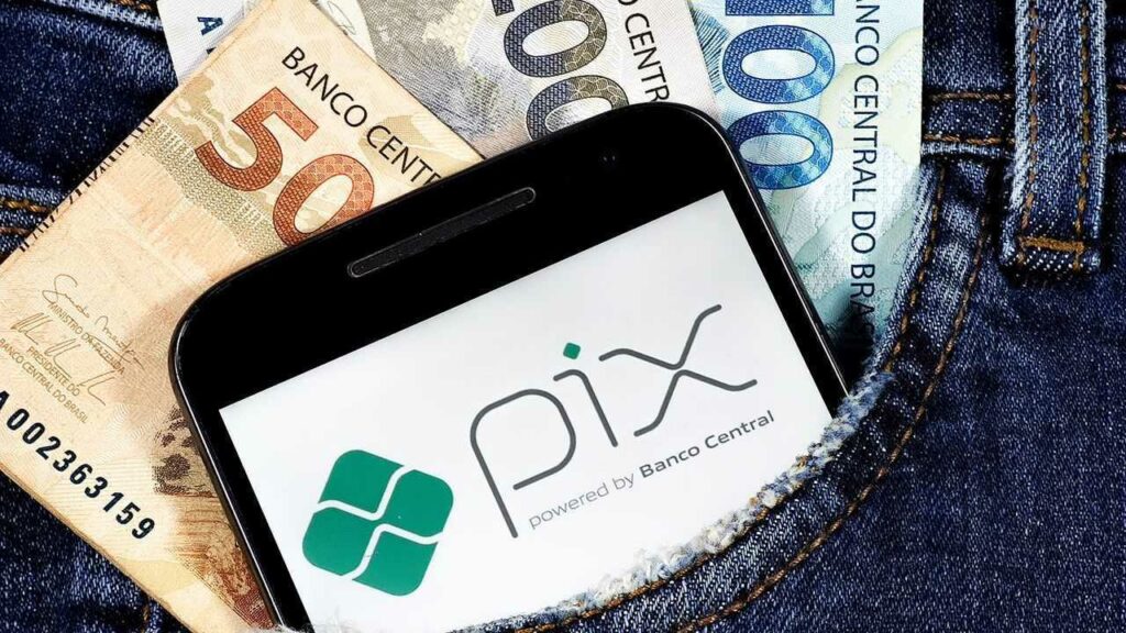 Pix foi o meio de pagamento mais popular do Brasil em 2023