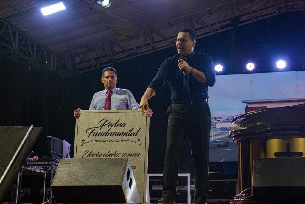 Filha de Edir Macedo e bispo anunciam construção de Catedral da Igreja Universal em Rio Branco