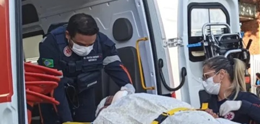 Homem cai de forro e vai parar no Pronto-Socorro com afundamento de crânio