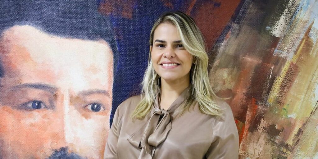 Enfermeira Ana Beatriz assume a presidência da Fundhacre; Iteracre também está sob nova direção