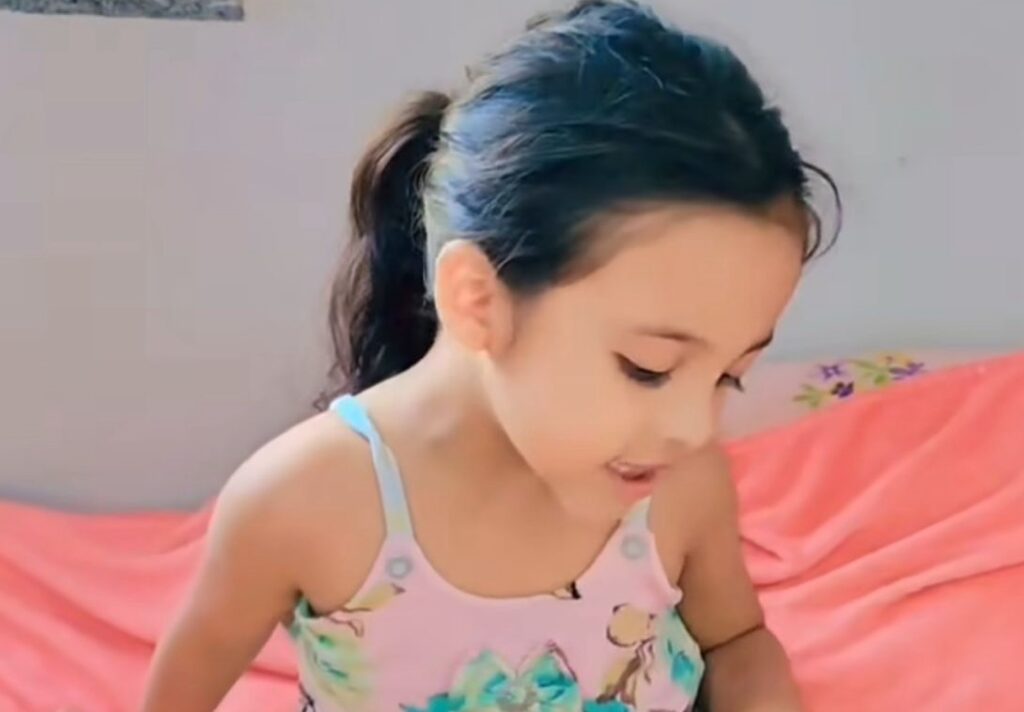 ‘Encantadora de pinschers’ pede ajuda para achar cachorrinha que foi roubada no Acre