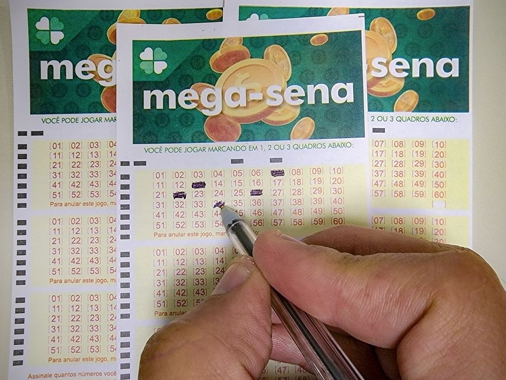 Mega-Sena sorteia nesta terça-feira (2) prêmio acumulado em R$ 10,5 milhões