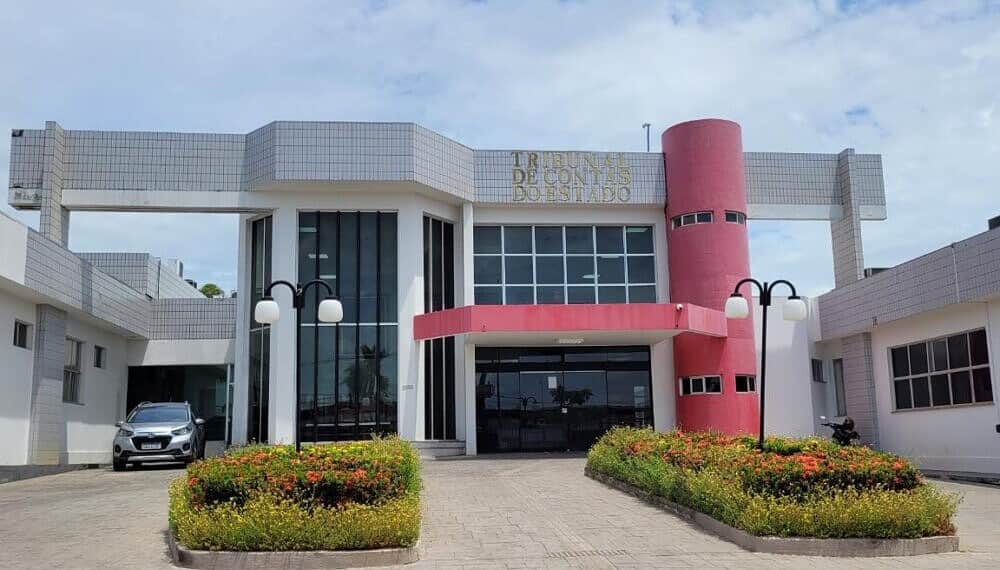 TCE-AC define banca organizadora para concurso público e nomeia comissão de fiscalização