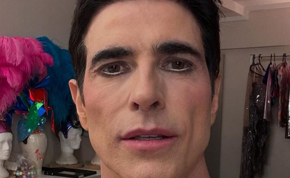 Em cartaz como drag queen, Gianecchini impressiona ao dançar de salto alto; vídeo