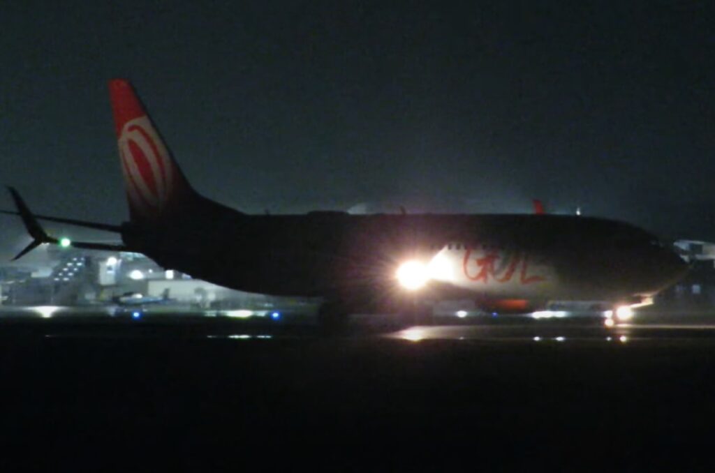 Avião da GOL não consegue pousar em Cruzeiro do Sul devido à condições climáticas