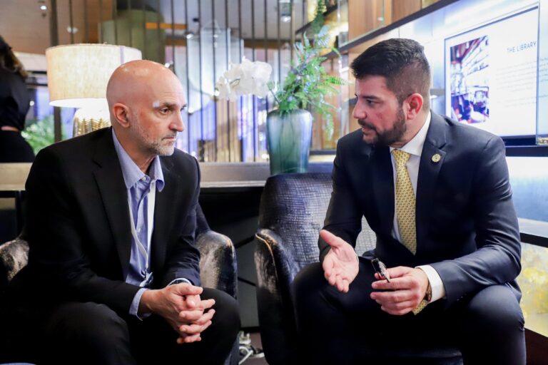 Gladson Cameli se reúne com representantes internacionais do GCF Task Force, Nações Unidas e Banco Mundial