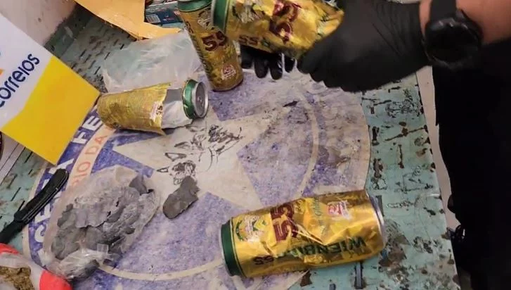 Receita Federal apreende cerveja com maconha nos Correios em Manaus