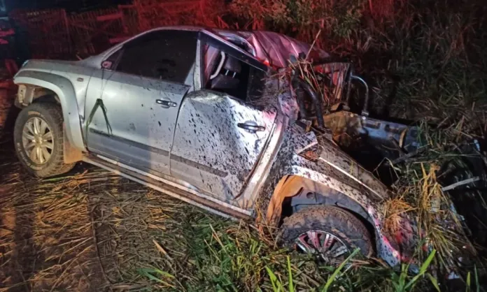 Grave acidente de trânsito deixa assaltantes feridos na BR-364