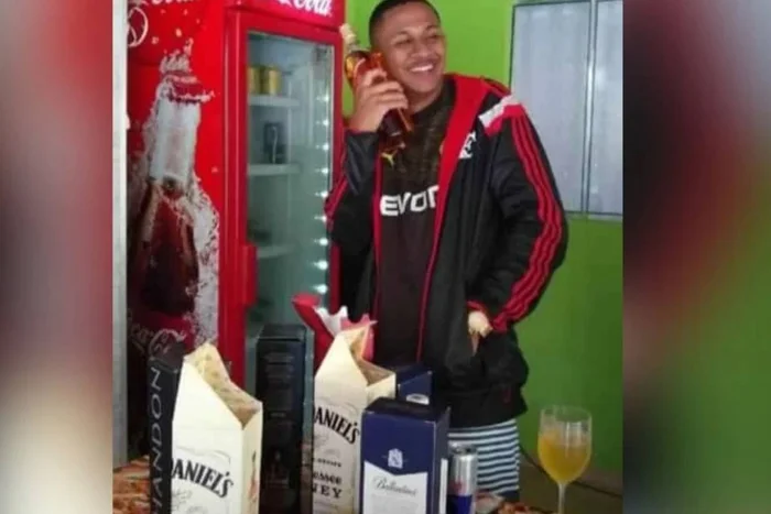 Jogador de futebol amador é assassinado com 50 tiros após ser confundido com integrante de facção