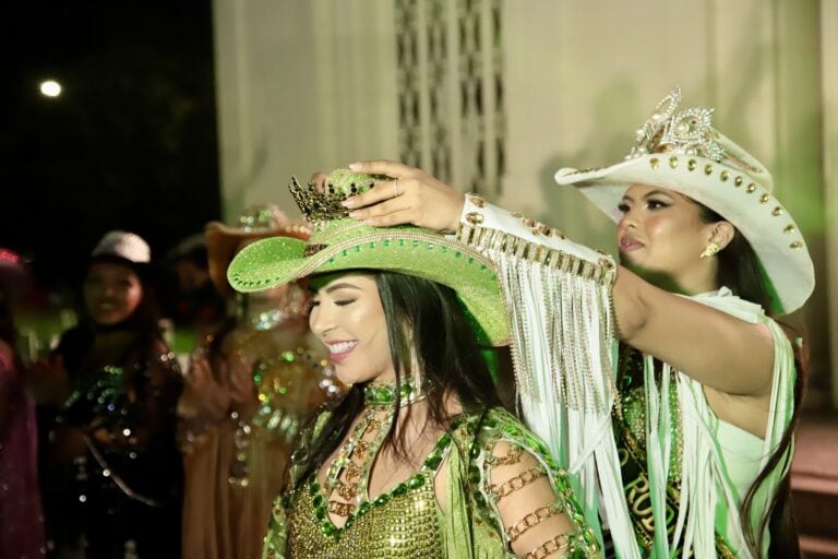 Com festa, nova Rainha do Rodeio é eleita na esplanada do Palácio Rio Branco