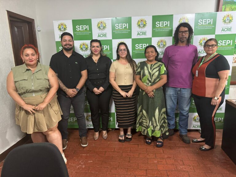 Deracre e Secretaria dos Povos Indígenas discutem plano de mitigação ambiental para ramal entre Porto Walter e Rodrigues Alves