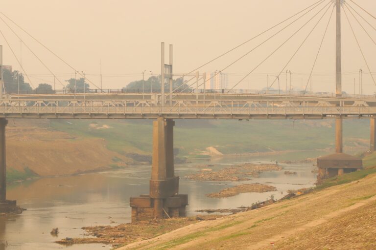 Governo monitora e alerta quanto à criticidade da qualidade do ar no Acre