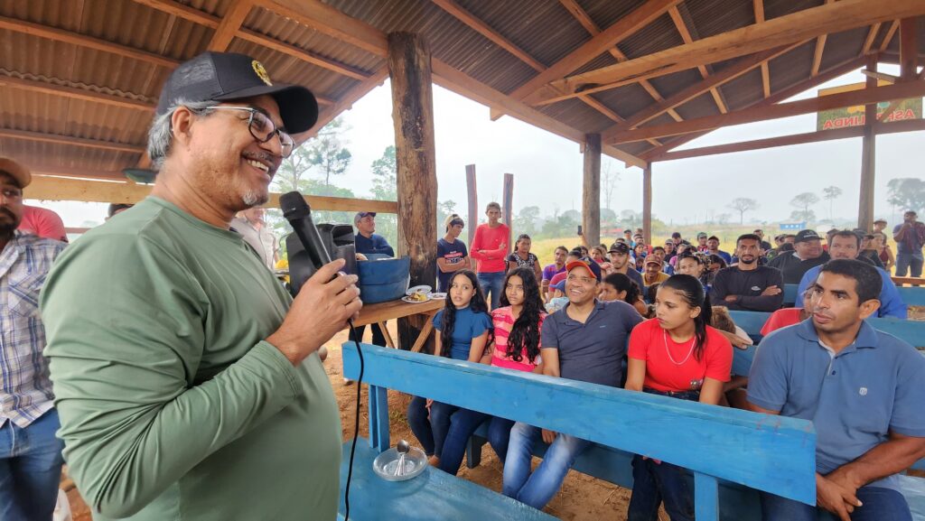 Edvaldo acompanha situação dos posseiros do Seringal Porongaba, ‘ameaçados’ por projetos de crédito de carbono