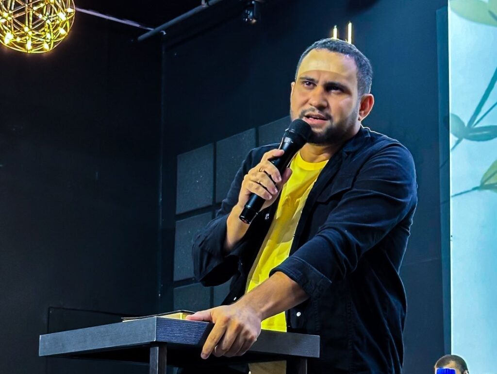 Psicólogo Kemesson Santana esclarece conceitos fundamentais sobre a prevenção do suicídio