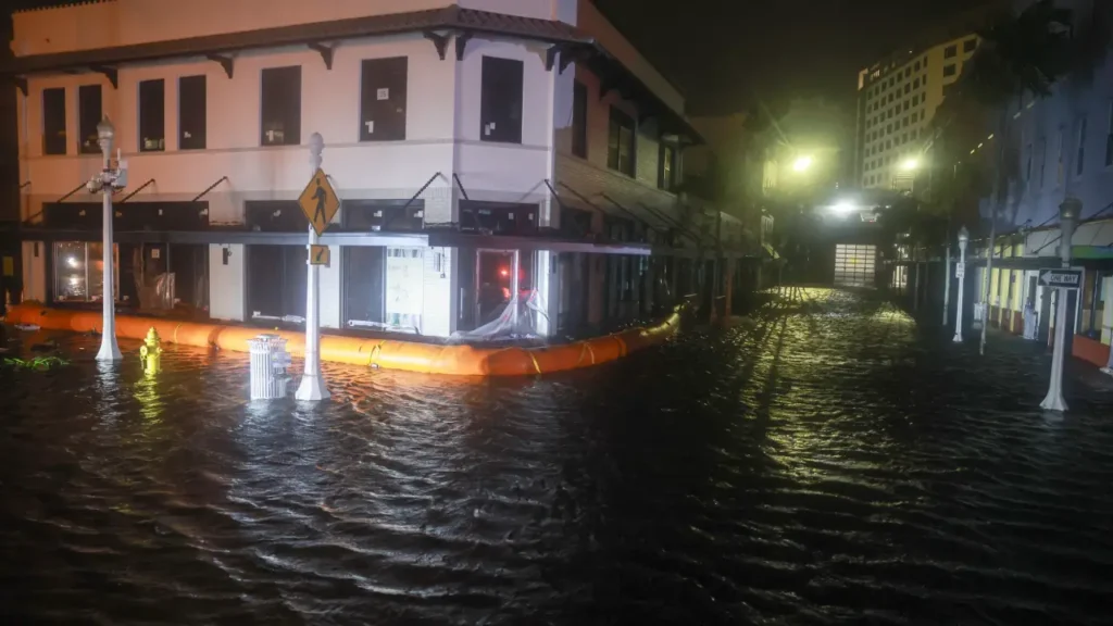 Furacão Milton perde força, mas deixa rastro de destruição na Flórida