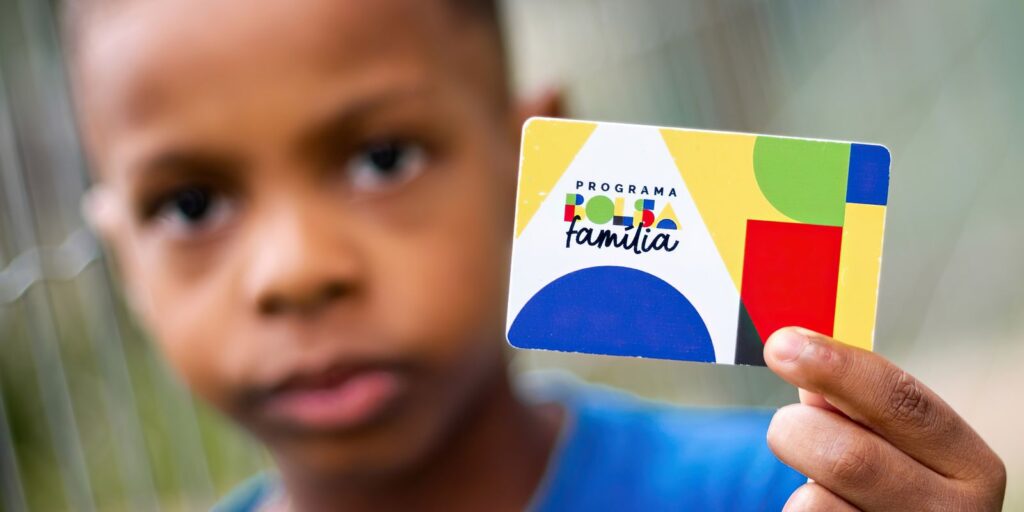 Caixa paga Bolsa Família a beneficiários com NIS de final 6 caixa-paga-bolsa-familia-a-beneficiarios-com-nis-de-final-6
