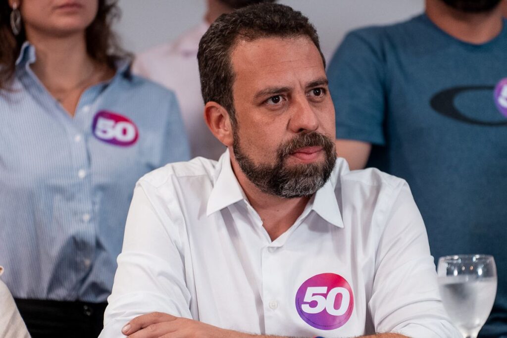 Em ação no TRE, Boulos pede inelegibilidade de Tarcísio e Nunes em-acao-no-tre,-boulos-pede-inelegibilidade-de-tarcisio-e-nunes