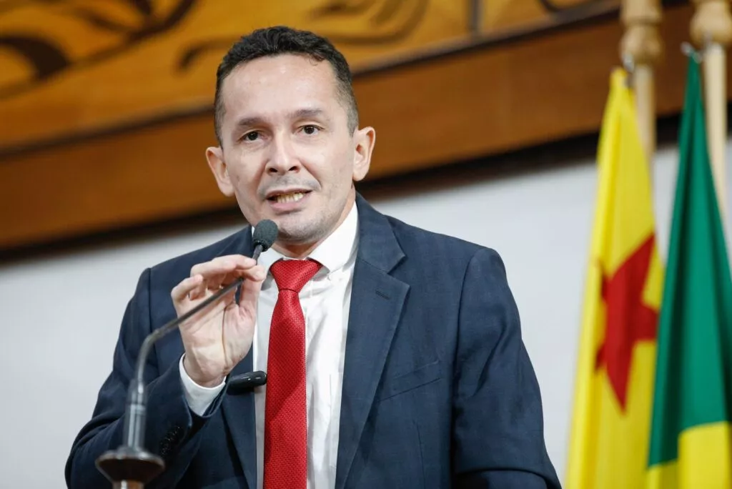 Deputado diz que LOA de R$ 12 bi não contempla catástrofes climáticas