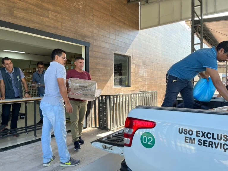 Juruá tem 37 locais de votação onde urnas só chegam de aeronave ou barco