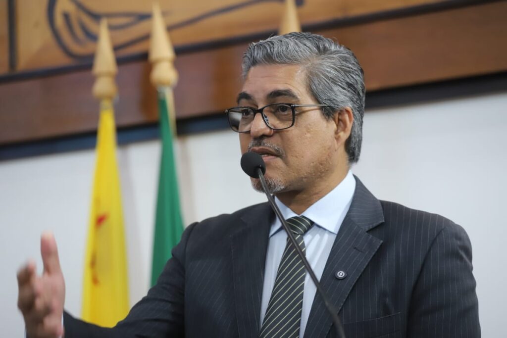 Edvaldo Magalhães aprofunda debate a respeito do setor de Nefrologia: “um grande escândalo”