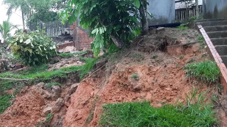 Quase metade da população de Cruzeiro do Sul vive em áreas de risco, alerta Defesa Civil