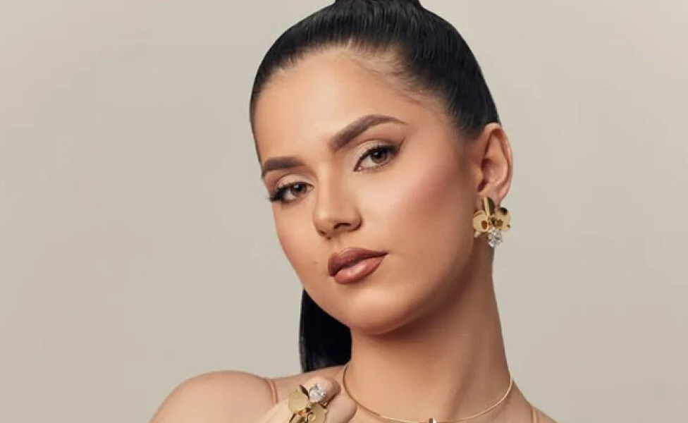 Miss Rio Branco quebra silêncio após agressão: “agradeço por estar viva”