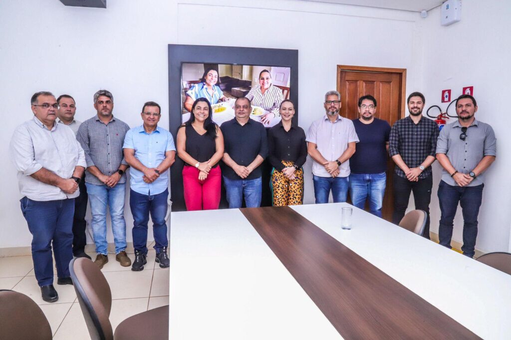 Gonzaga e Assur discutem com prefeita de Senador Guiomard o funcionamento da ZPE e estratégias comerciais para o município