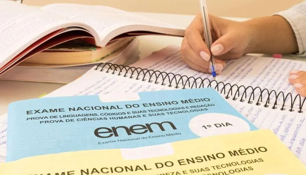 Enem no Acre : portões abrem às 10h e fecham às 11h; encerramento da prova será às 17h