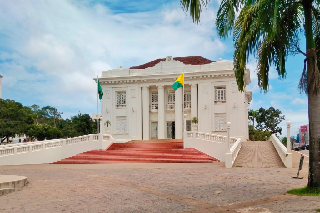 Acre anuncia pagamento do prêmio de valorização a quase 5 mil servidores