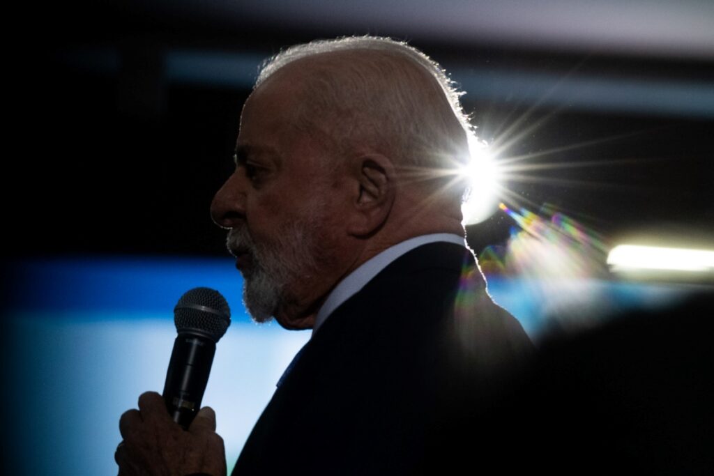 de-bashar-a-lula:-um-tour-entre-a-tirania-e-a-gozacao-(roberto-caminha