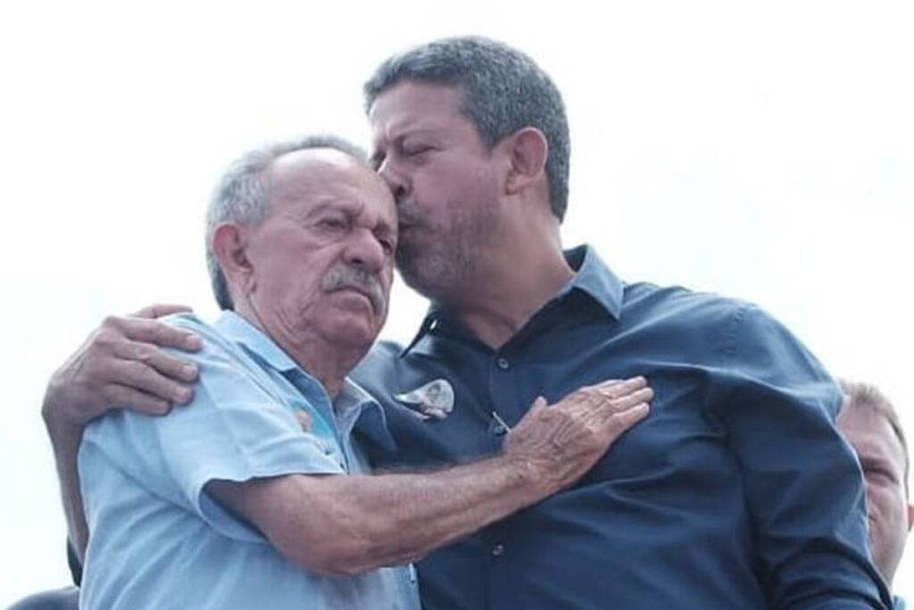 Morre em Alagoas Benedito de Lira, pai de Arthur Lira, aos 82 anos morre-em-alagoas-benedito-de-lira,-pai-de-arthur-lira,-aos-82-anos